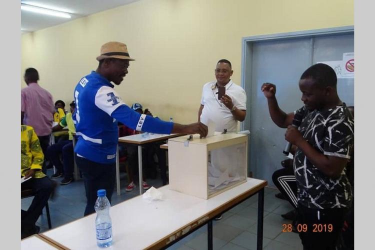 Football/''les Panthernautes'' : Brice Inengué Matsouanga reconduit
