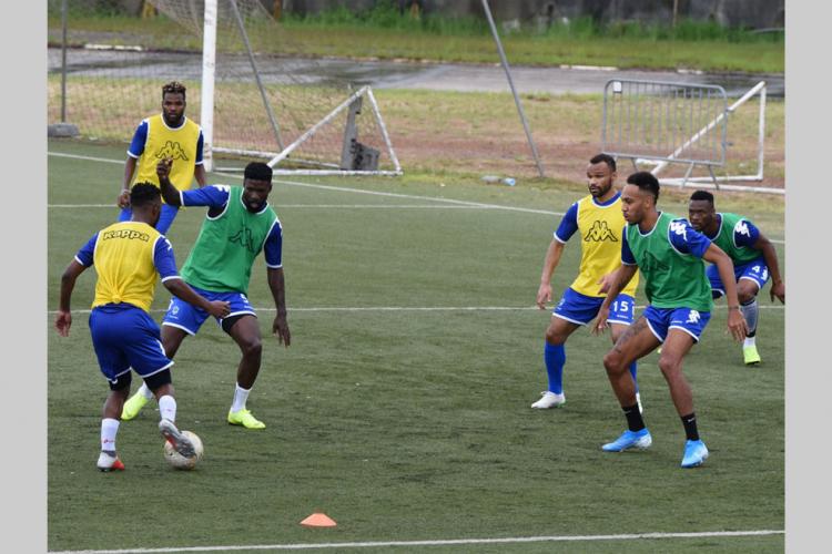 Football : Ecuele Manga et PEA en lice pour la 5e