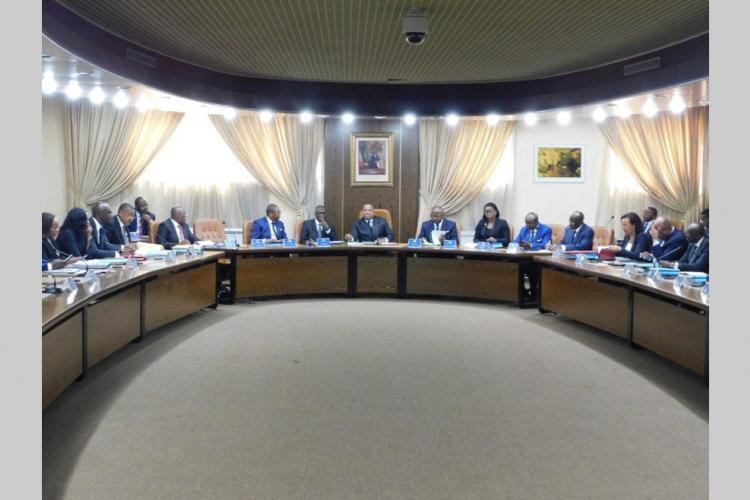 Gouvernement : La discipline comme leitmotiv