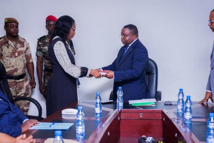 Justice : Erlyne Antonella Ndembet Damas aux commandes