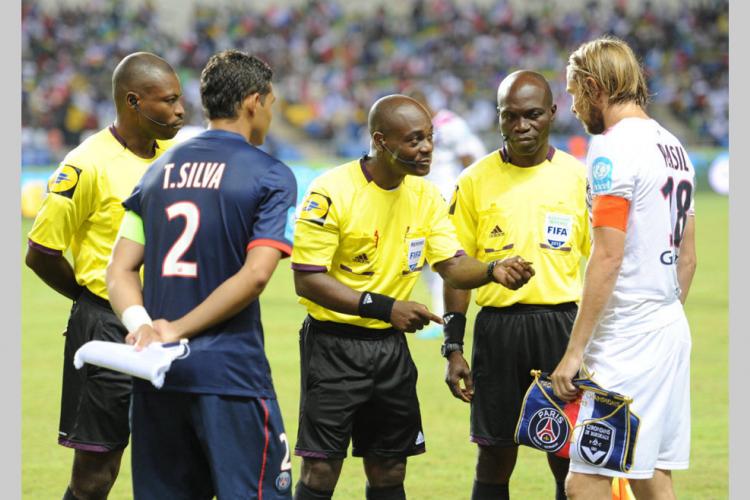 Arbitrage : Jérôme Efong Nzolo invité par la Fifa à Doha
