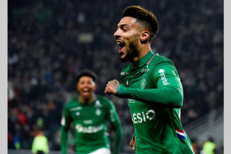 Football : Denis Bouanga aux premières loges chez les Verts