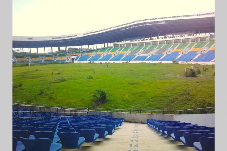 Football : Le stade d’Oyem désormais sous surveillance militaire