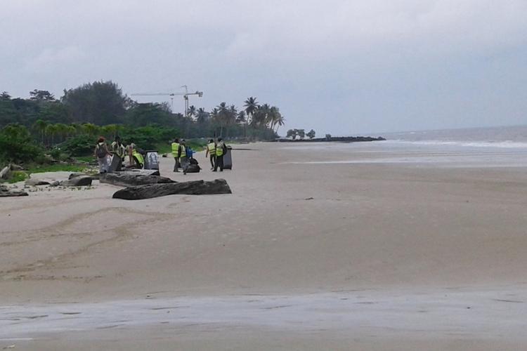 Plage du Lycée-Mba : rendez-vous après le coronavirus !