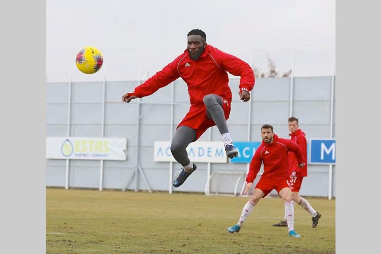 Panthères : Aaron Appindangoye indisponible pendant huit semaines