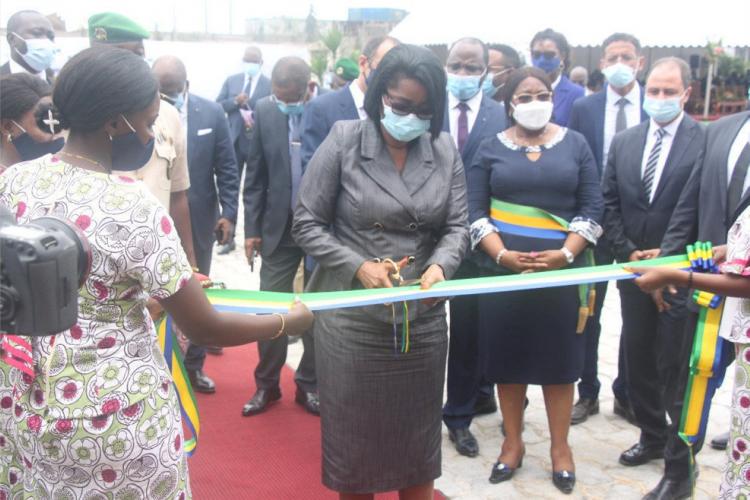 Cimaf-Gabon : la cheffe du gouvernement inaugure la deuxième ligne de production