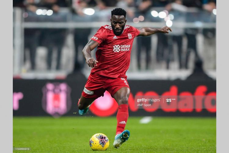 Football : Appindangoye de retour plus tôt que prévu