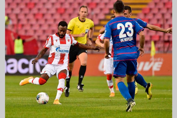 Football : dix sur dix pour l'Etoile Rouge de Kanga
