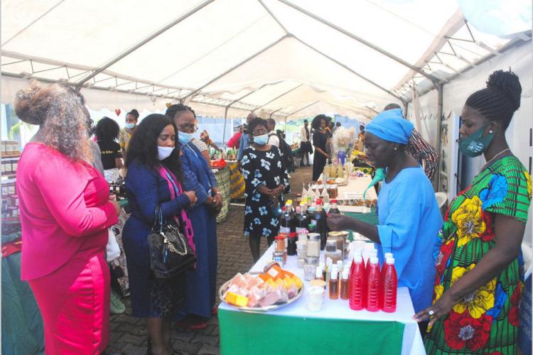 Mini-foire agricole : enrichir le marché de produits locaux