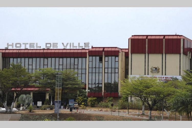 Hôtel de Ville de Libreville  : à qui le poste de 5e adjoint au maire ?