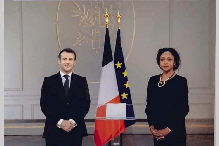Diplomatie : Liliane Massala présente ses lettres de créance au président français