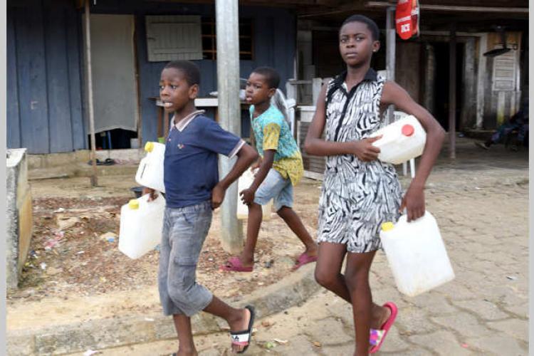 Fourniture d'eau à Libreville : le calvaire d'Alibandeng et les autres