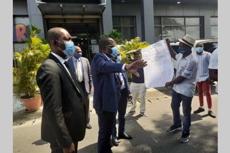 Étudiants orientés à l'ONE  : Mouguiama-Daouda coupe la poire en deux