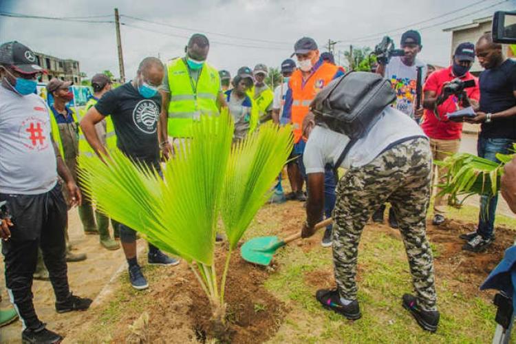 Environnement  : Belle initiative d'Atlético et de la mairie d’Akanda